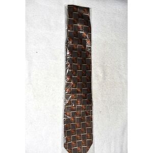 NIP Kilburne & Fitch Big & Tall 100% Silk Geo Design Striking Tie